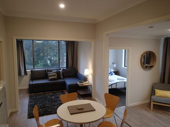 Dungowan Waterfront Apartments - Accommodation Tasmania 135