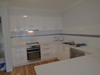 Dungowan Waterfront Apartments - Accommodation Tasmania 145