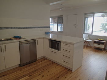 Dungowan Waterfront Apartments - Accommodation Tasmania 155