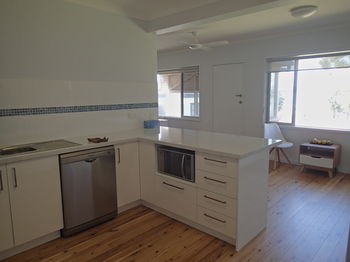 Dungowan Waterfront Apartments - Accommodation Tasmania 182