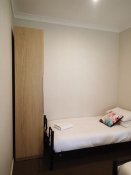 Dungowan Waterfront Apartments - Accommodation Tasmania 225