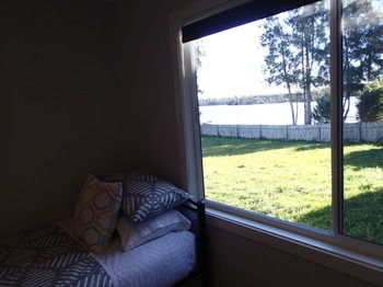 Dungowan Waterfront Apartments - Accommodation Tasmania 232