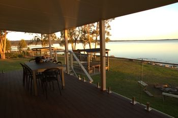 Dungowan Waterfront Apartments - Accommodation Tasmania 248