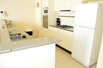 Southbank Apartments - 28 Southgate - Accommodation Tasmania 7