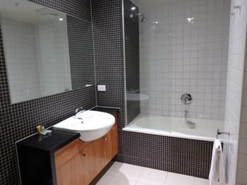 Southbank Apartments - Eureka Tower - Accommodation Tasmania 0