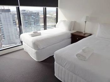 Southbank Apartments - Wrap - Accommodation Tasmania 4