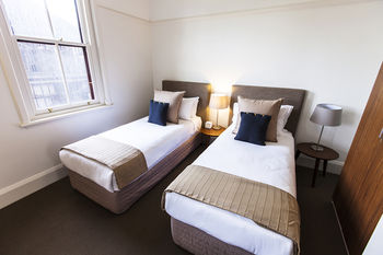 Cockatoo Island - Accommodation Tasmania 20