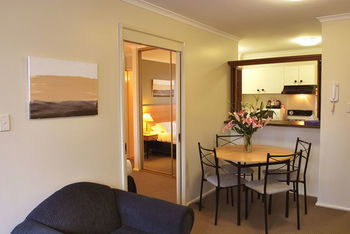Metro Apartments On King Street - Accommodation Tasmania 12