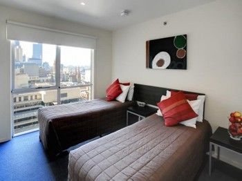 Plum Collins Street Serviced Apartments - Accommodation Tasmania 13