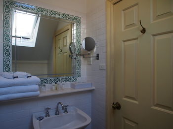 Simpson Of Potts Point - Accommodation Tasmania 24