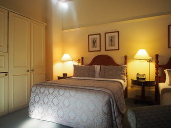 Simpson Of Potts Point - Accommodation Tasmania 25