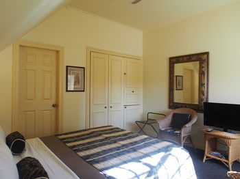 Simpson Of Potts Point - Accommodation Tasmania 40