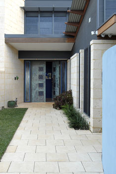 By The Beach B&B And Apartments - Accommodation Tasmania 4