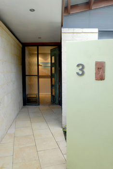 By The Beach B&B And Apartments - Accommodation Tasmania 7