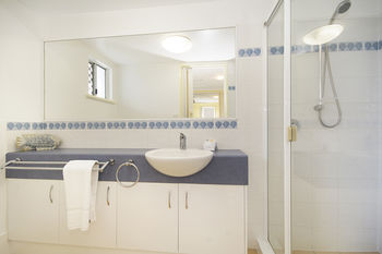 Sandy Shores Luxury Holiday Units - Accommodation Tasmania 7