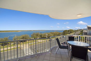 Sandy Shores Luxury Holiday Units - Accommodation Tasmania 41
