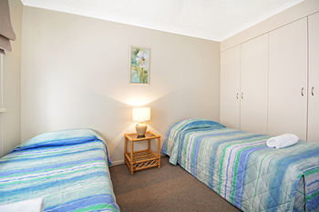 Sandy Shores Luxury Holiday Units - Accommodation Tasmania 43