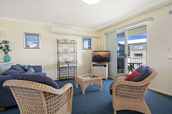 Sandy Shores Luxury Holiday Units - Accommodation Tasmania 54
