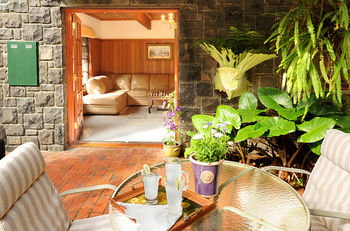 Mary Card's Coach House - Accommodation Tasmania 13