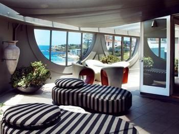 Hotel Ravesis - Accommodation Tasmania 1