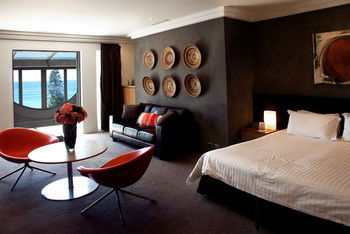 Hotel Ravesis - Accommodation Tasmania 9