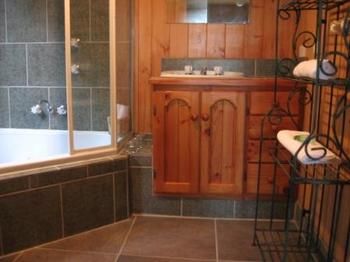 Belle's At Montville - Accommodation Tasmania 17