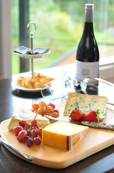Araluen Villas - Accommodation Tasmania 2