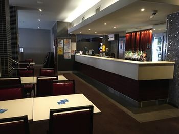 Strathfield Hotel - Accommodation Tasmania 48