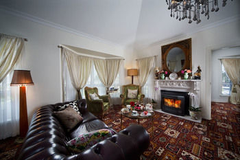 Katoomba Manor - Accommodation Tasmania 2