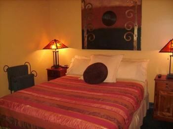 Church House B&B Gundagai - Accommodation Tasmania 7