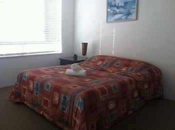 Bayviews & Harbourview Holiday Apartments - Accommodation Tasmania 2