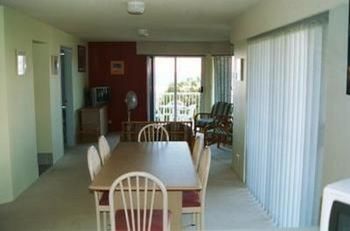 Bayviews & Harbourview Holiday Apartments - Accommodation Tasmania 7