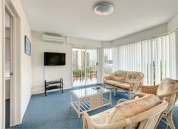 Bayviews & Harbourview Holiday Apartments - Accommodation Tasmania 22