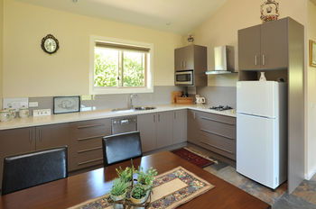 Langbrook Estate Cottages - Accommodation Tasmania 14