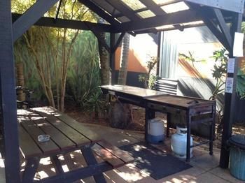Noosa Backpackers Resort - Hostel - Accommodation Tasmania 3