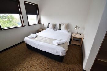 Crossroads Hotel Liverpool - Accommodation Tasmania 2