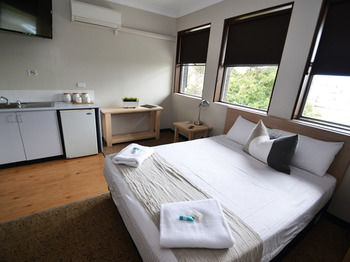 Crossroads Hotel Liverpool - Accommodation Tasmania 6