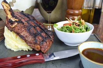 Crossroads Hotel Liverpool - Accommodation Tasmania 11