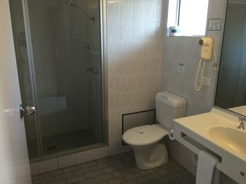 Ulladulla Harbour Motel - Accommodation Tasmania 13