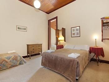 The Victoria & Albert Guesthouse - Accommodation Tasmania 3