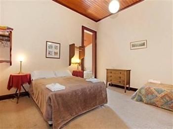The Victoria & Albert Guesthouse - Accommodation Tasmania 13