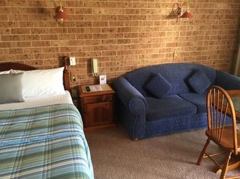 Golden Grain Motor Inn - Accommodation Tasmania 9