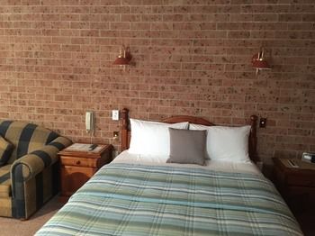 Golden Grain Motor Inn - Accommodation Tasmania 10