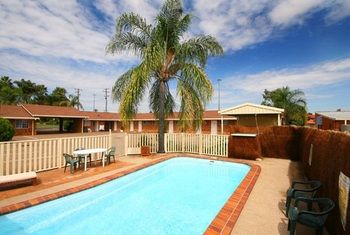 Golden Grain Motor Inn - Accommodation Tasmania 11