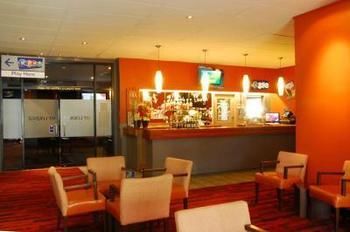 Palms Hotel Motel Chullora - Accommodation Tasmania 5