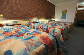 Countryman Motor Inn - Accommodation Tasmania 22
