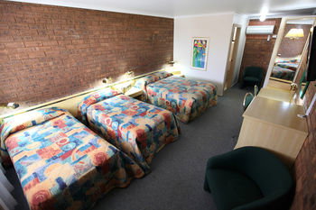 Countryman Motor Inn - Accommodation Tasmania 27