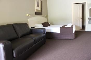 Bowen Inn Motel - Accommodation Tasmania 10