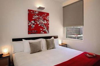 Plum North Melbourne - Accommodation Tasmania 1