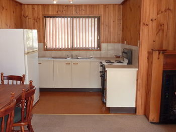 Hunter Hideaway Cottages - Accommodation Tasmania 7